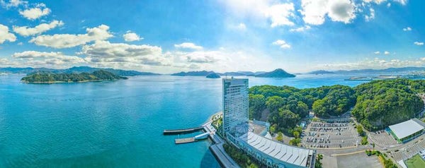 【茨城県内発】 ふぐ・牡蠣・カニ・あわび 山陰山陽4つのグルメと3つの世界遺産温泉2泊であったか 宮島・萩・津和野・広島3日間3
